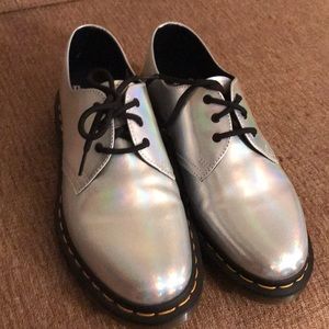 Doc Marten’s Holographic Silver 1461 Oxford